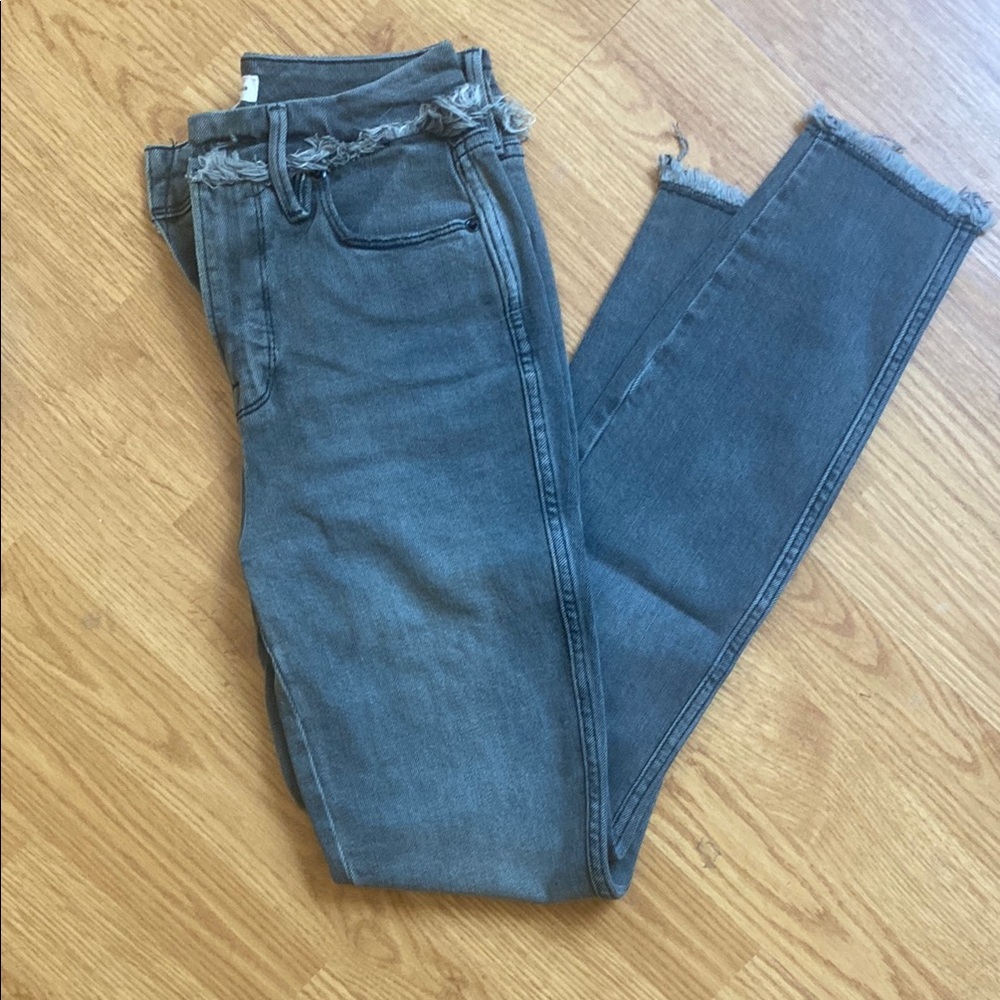 Women's Gray good america freyed Jeans